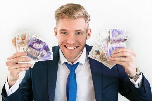 From hotel breaks to chopper flights - the best perks of new bank accounts