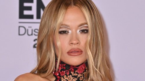 Rita Ora Flashes Hard Rock Abs In Striped Bikini In New Instagram Video