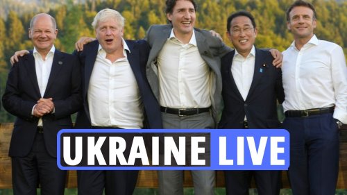 Vladimir Putin news – Bloodthirsty tyrant HUMILIATED by Boris Johnson who jokes about ‘flashing his pecs’ at G7 meeting