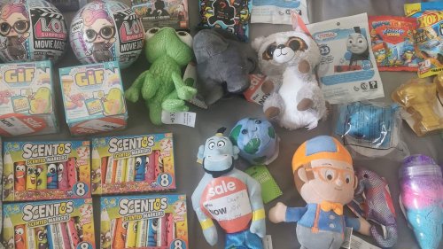 I’ve done my Christmas shopping already thanks to Asda’s huge sale – I got loads of toys for 10p and even some LOL balls