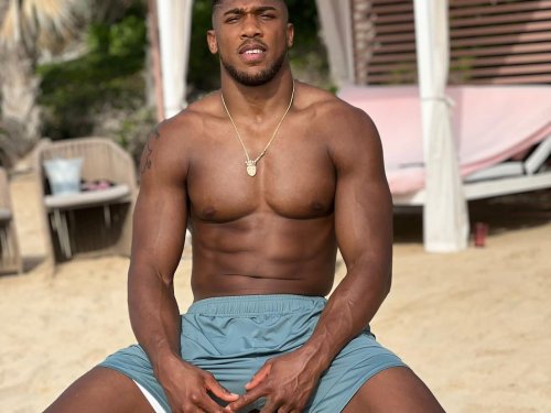 Anthony Joshua forgets all about Tyson Fury fight collapse as he jets to Ibiza to party at Wayne Lineker’s beach club