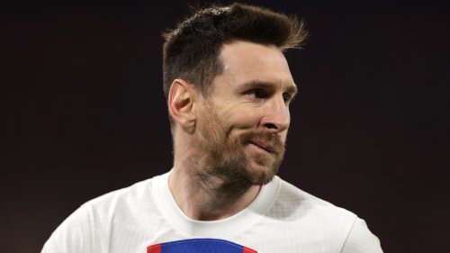 ‘Helpless and desperate’ – Lionel Messi slammed by Bayern Munich legend with PSG star subject of ultras’ protest