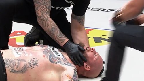 Watch ex-boxing world champion land insanely rare KO while on his BACK in MMA leaving fans awestruck