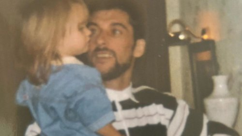 Emmerdale star looks unrecognisable in sweet baby throwback snap as she pays tribute to her late dad