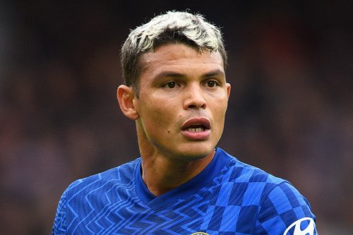 Chelsea star Silva in talks over emotional return to Fluminense this summer