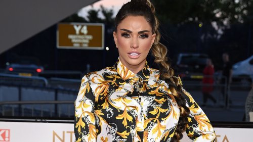Katie Price shows off her ‘real face’ without any make-up as she shares transformation video