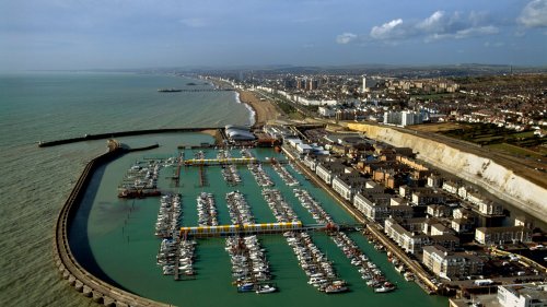 New major train route to connect underrated UK city to popular beach town