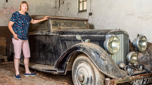 Classic Bentley left to rot in garage for over 50 years sells for eye-watering amount at auction