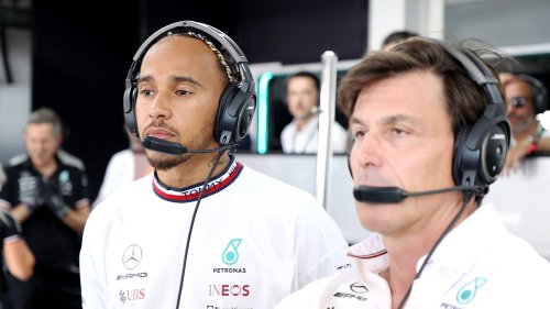 Lewis Hamilton will hold showdown talks with Mercedes over new contract as he eyes staggering deal