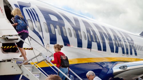 School holiday travel warning due to easyJet, Ryanair & Eurostar strikes