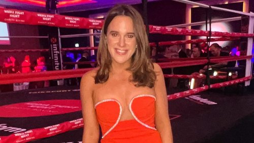 ‘It was awful’ – DAZN reporter reveals she suffered wardrobe malfunction while working at boxing event