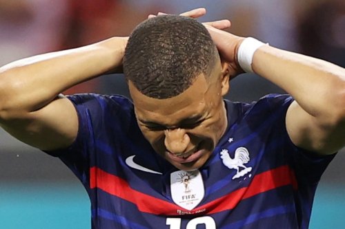 'Immensely sad' Mbappe apologises to France fans for Switzerland penalty miss