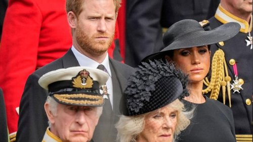 Meghan Markle news: Ruthless Charles ‘prepared to strip Prince Harry & Meg’s titles’ if Netflix doc targets Royal Family