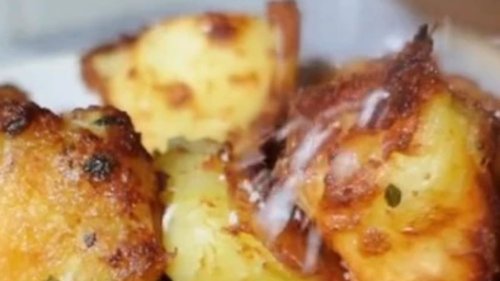 I’m a foodie and here’s how I make my crispy roasties – they’re the best you’ll ever eat