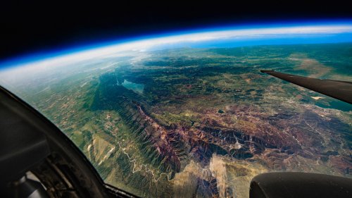 Insane photos taken from U-2 military spy plane on the edge of space show Earth’s ‘horizon bending’ at 70,000ft