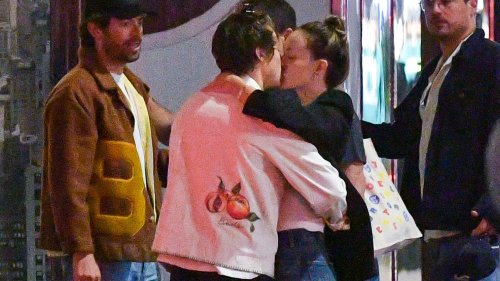 Harry Styles smooches girlfriend Olivia Wilde as they celebrate release of new movie Don’t Worry Darling