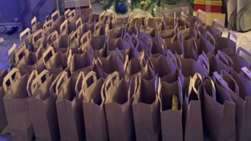 Woman makes 54 snack bags for 89p each using buys from B&M and Home Bargains – & they’re perfect for the Christmas panto