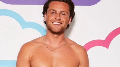 Love Island bombshell Casey knows TWO villa legends who are backing him for fame