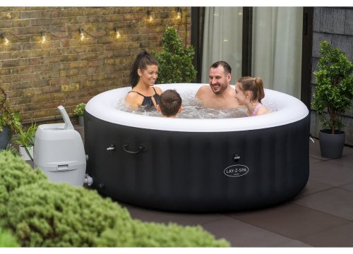 B&M has slashed the price of hot tubs – and they are cheaper than B&Q and The Range