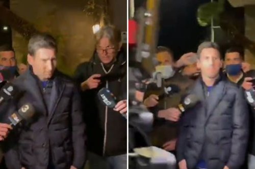 Messi mobbed on return to Barca as he meets Xavi, Busquets and Alba for dinner