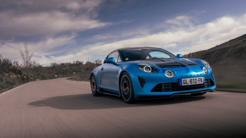 I drove Alpine’s A110 R – it’s a pin-sharp car built by racers that’s extremely fast and easy to drive