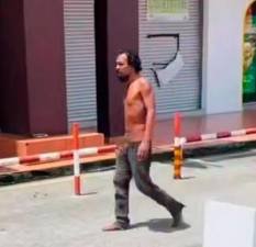 Former national junior hockey player wandering aimlessly in viral video found