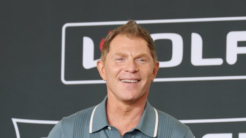 This Bobby Flay Approved Tomato Sauce May Be Discontinued, But There's Still Hope