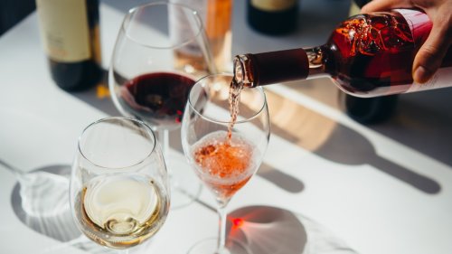 Is It Cheaper To Order Wine By The Glass Or Bottle At A Restaurant?
