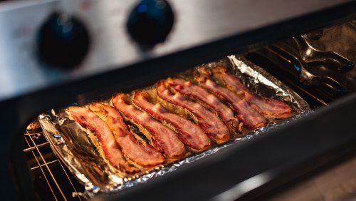 13 Mistakes You Might Be Making When Cooking Bacon In The Oven