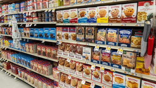 The Canned Ingredient That Makes Boxed Cake Taste Divine