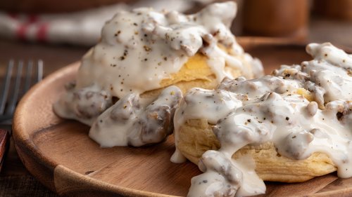 The Sweet Addition That Belongs In Your Next Batch Of Sausage Gravy