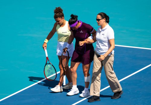 Jasmine Paolini sends message to Ons Jabeur as she retires with an injury during their Miami Open third-round match