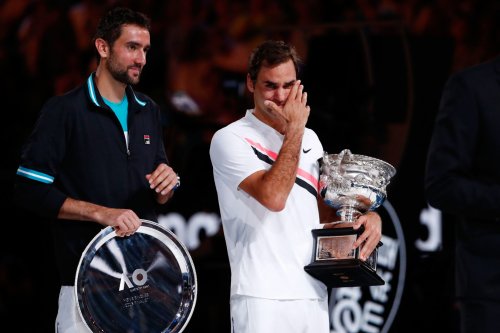 What Roger Federer couldn’t see Rod Laver doing to him after his final Grand Slam title because he was crying