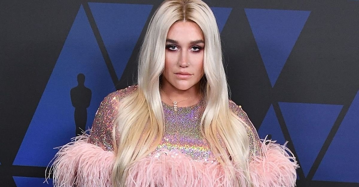 Is Kesha's 'Little Bit Of Love' Outfit An Ode To Her Freedom After Dr. Luke?