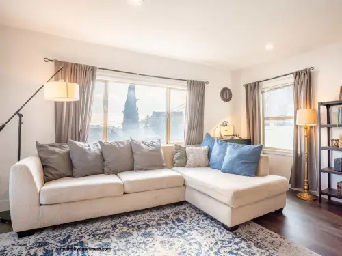 Airbnb & Vacation Rental Host Tips - cover
