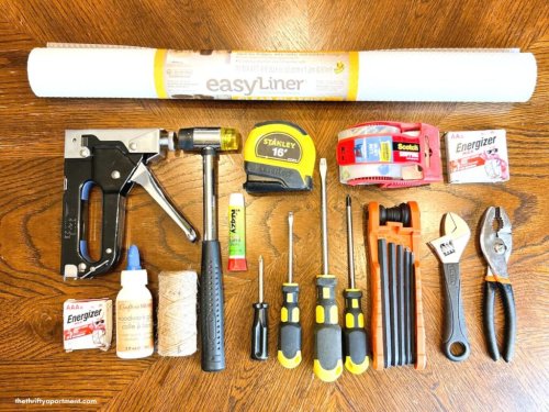12 Thoughtful DIY Housewarming Gift Basket Ideas