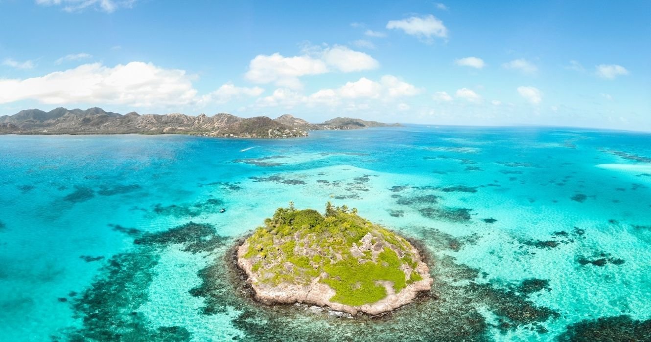 This Colombian Island Is Said To Be Where The Real Captain Morgan Lived (And Pirated)
