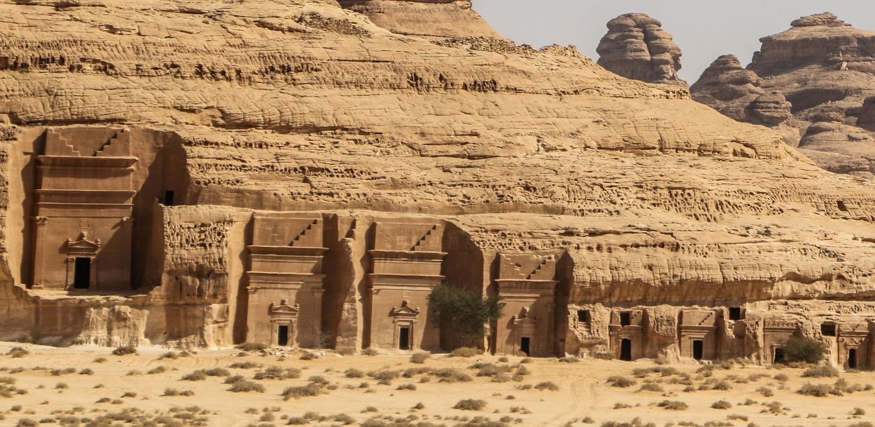 10 Ancient Wonders You Can Only Experience in The Middle East