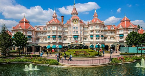 A Guide To Disneyland Parks Around The World