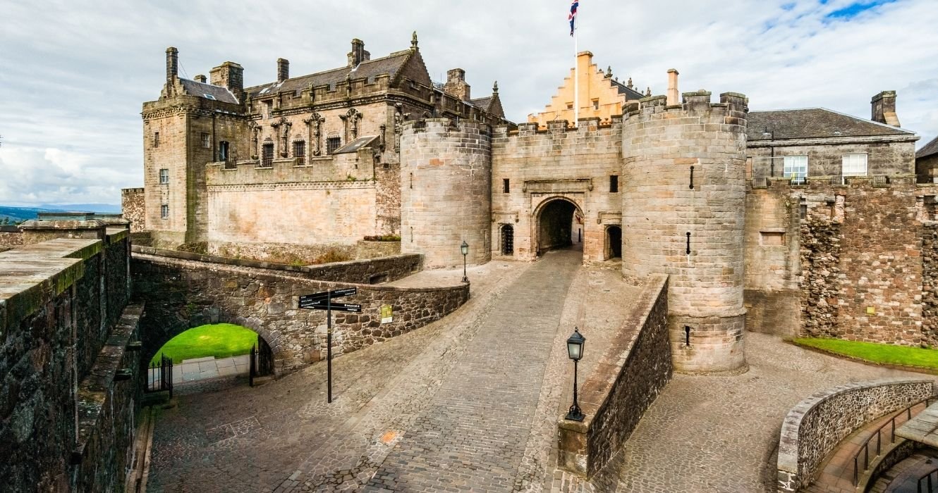 Stirling Castle: Visiting One of Scotland's Most Entertaining And Rewarding Living Castles