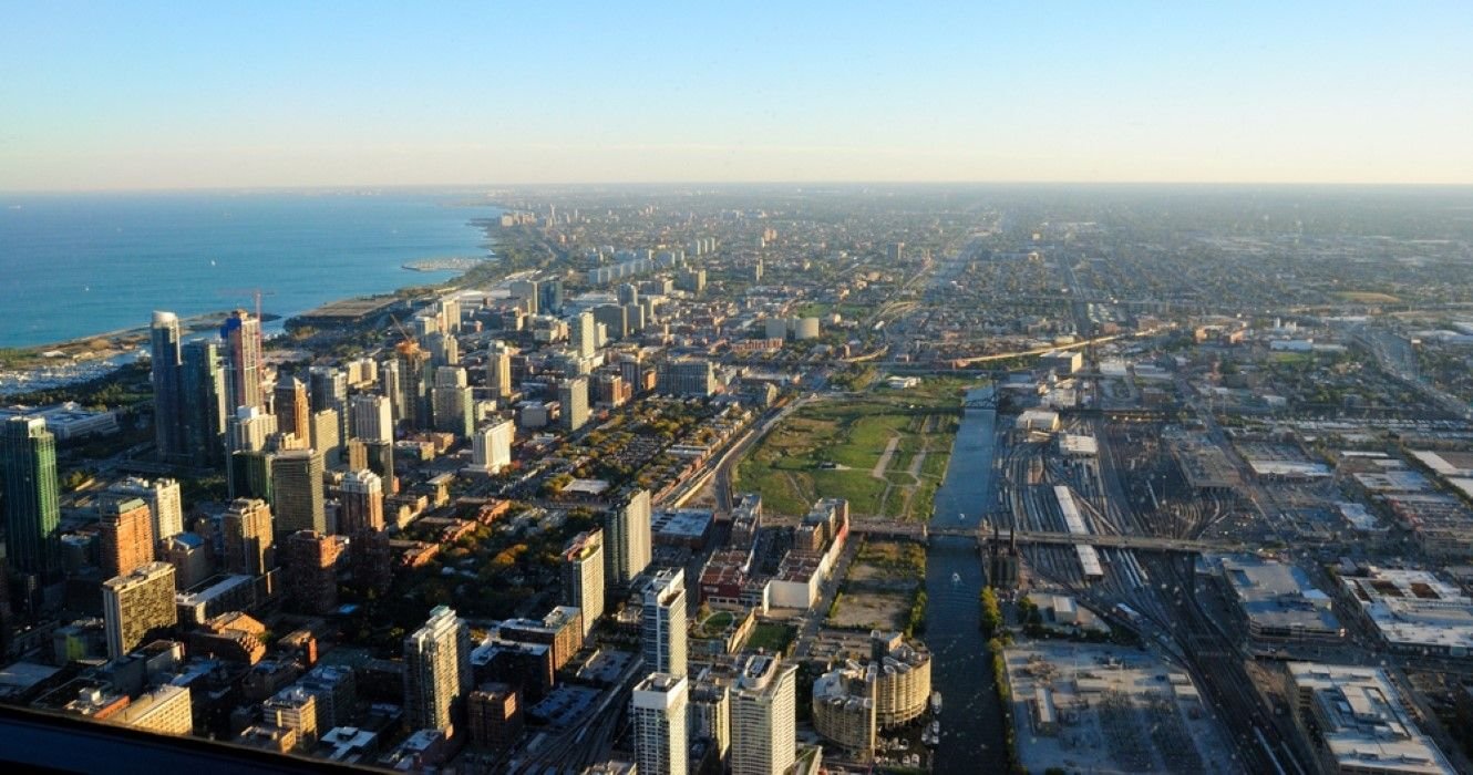 Is The Chicago Skydeck Worth It? Here's What You'll See