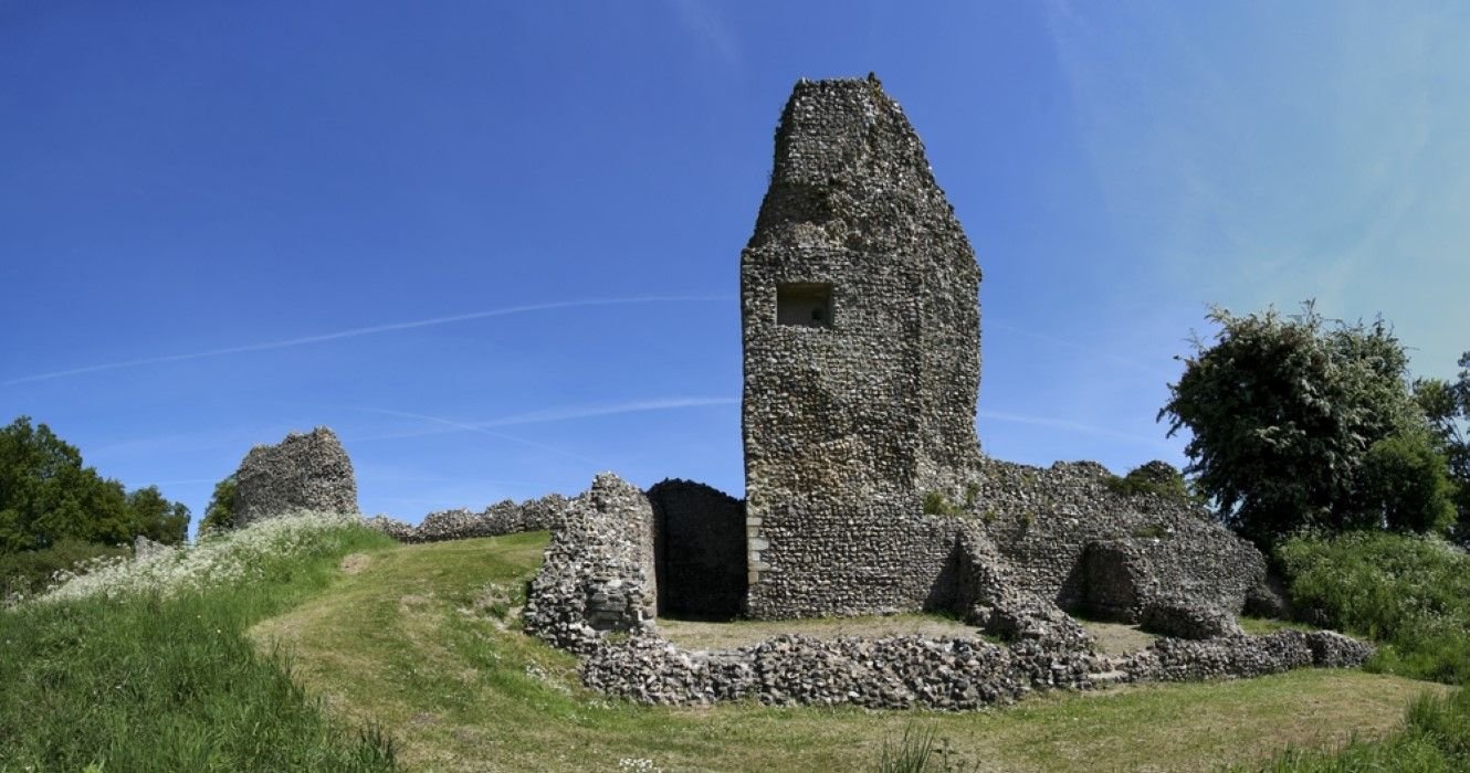 These Are England's Oldest Castles (That You Can Visit)