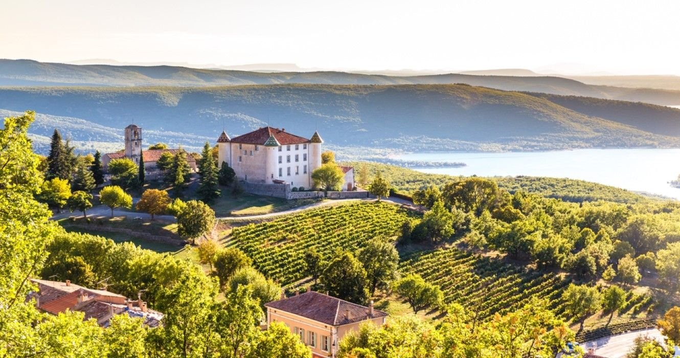 9 Vineyards To Visit In France For Wine Lovers