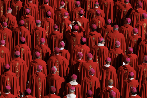 L’Italia è laica ma da 160 anni è il primo finanziatore della Chiesa, giubilei e conclavi inclusi - THE VISION