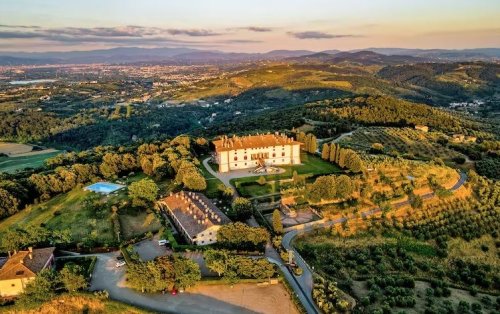 Vino e natura in Toscana da Frescobaldi e Artimino