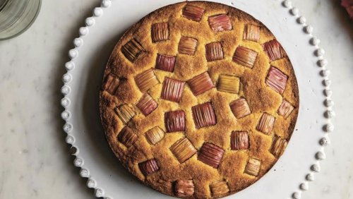 Recipe of the week: rhubarb and almond cake