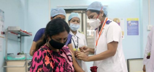 Scientific Panel Members Say They Didn't Recommend Doubling Gap for Covishield Vaccine