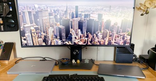 A KVM Switch Saved My Desk From Cable Clutter