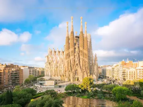 Spain Forces AirBnB to Remove Over 65,000 Rentals From the Booking Platform