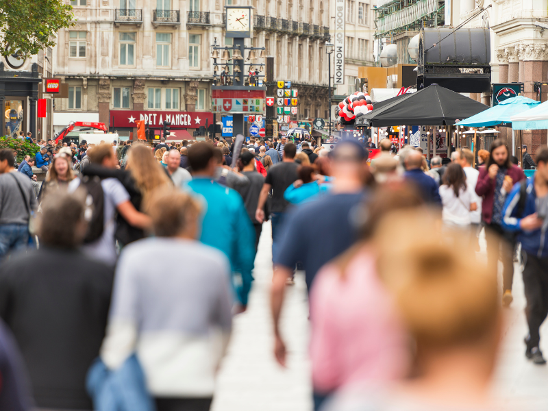 Don’t Believe the Reviews: Londoners Are Leaving Fake Reviews to Battle the Masses of Tourists